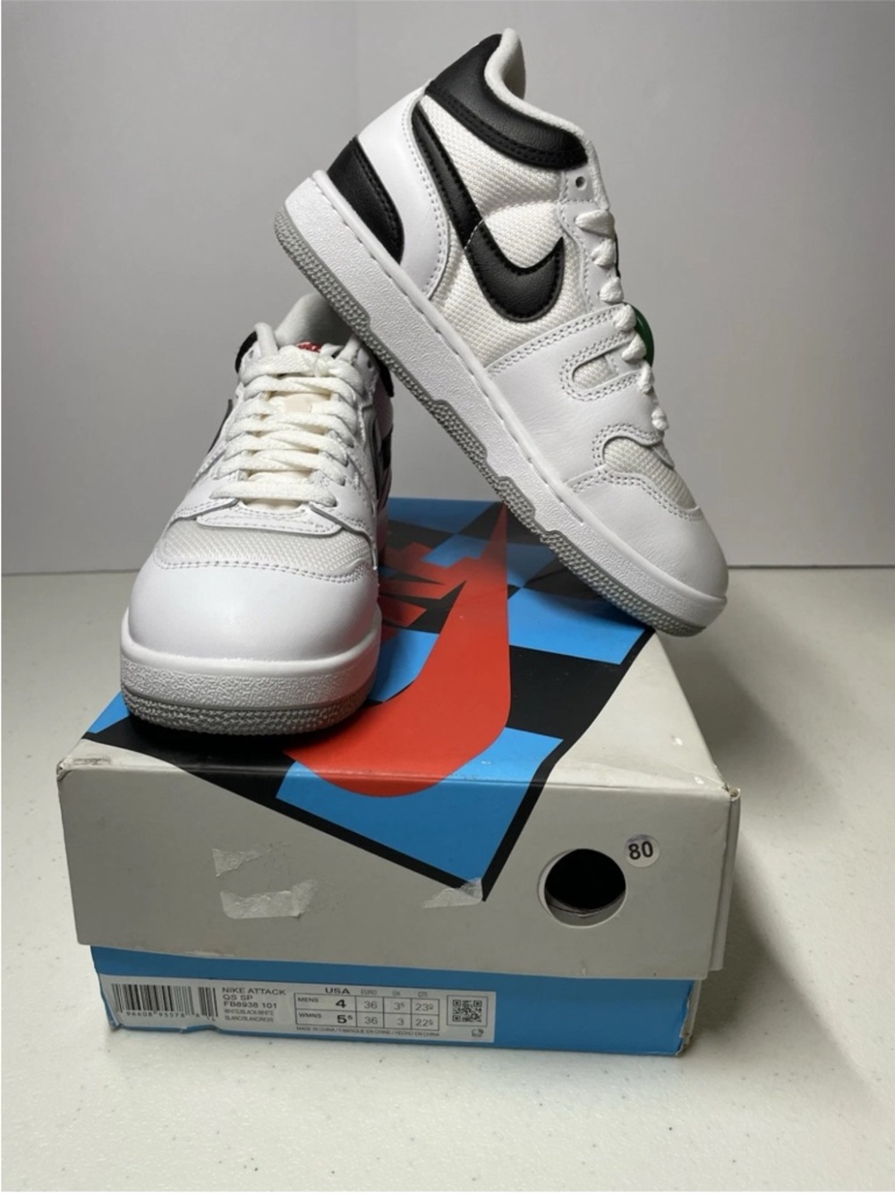 Nike Mac Attack SQ SP White Black Mens Size 4